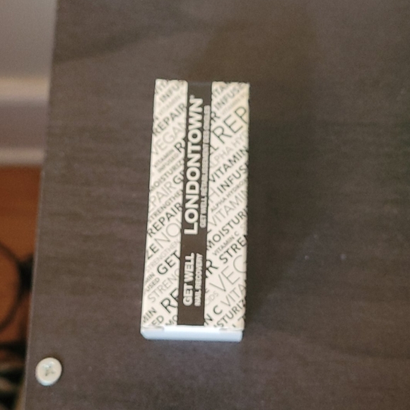 Londontown Get Well Nail Recovery - Picture 1 of 3